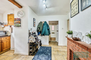 Photo 11- click for photo gallery